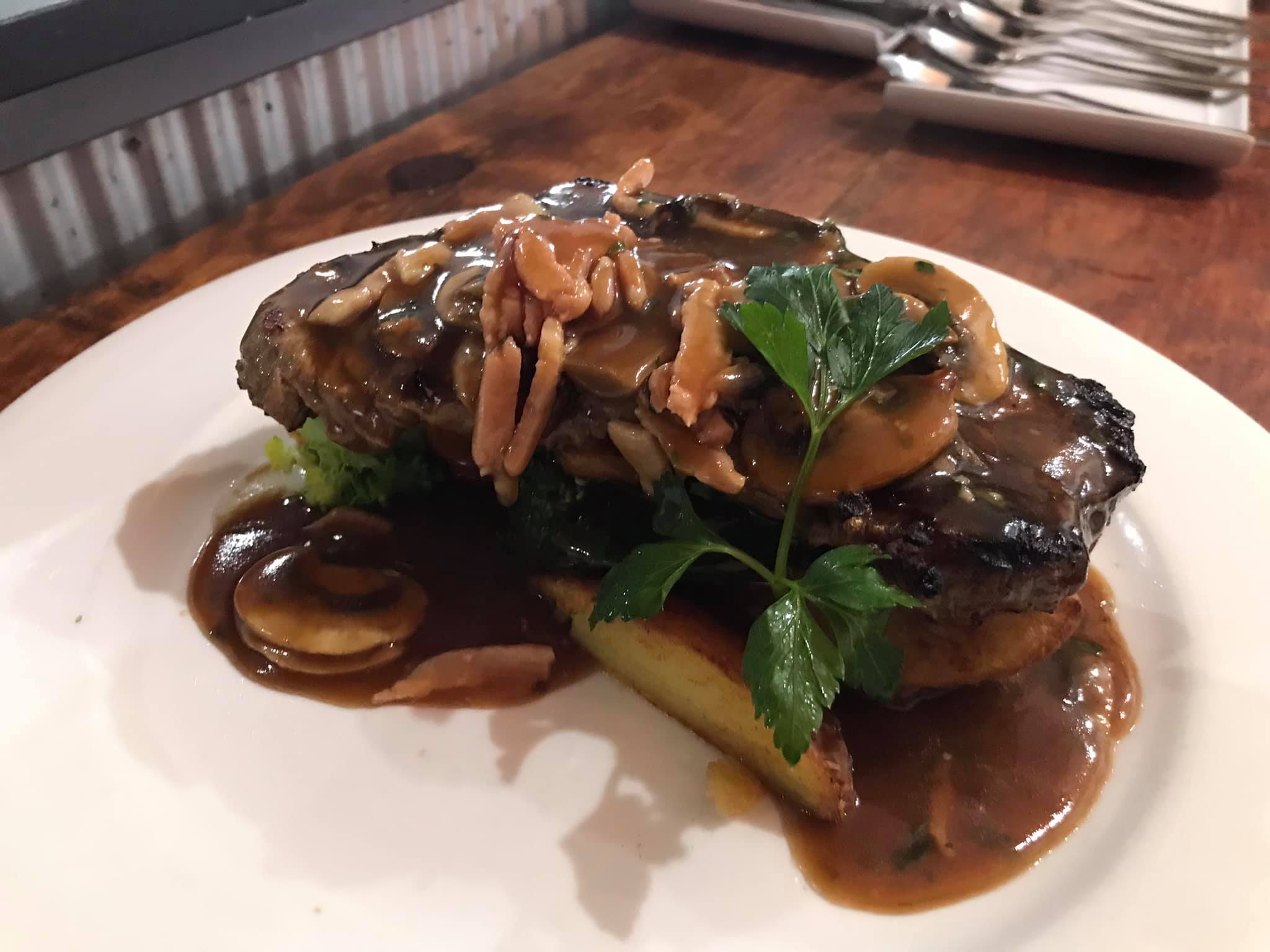 LA NOTTE UNO ITALIAN RESTAURANT